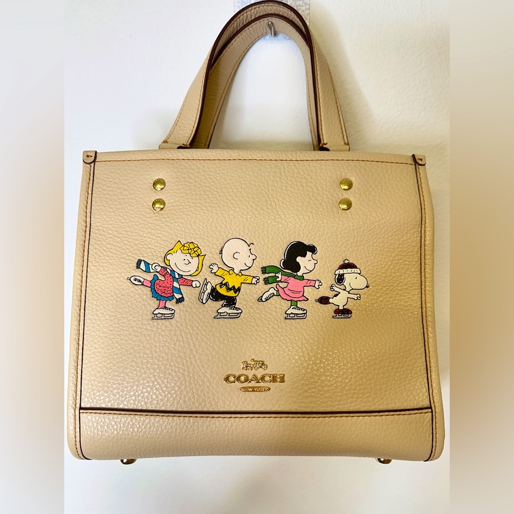 Coach Limited Ed X Peanuts Dempsey Tote 22 With Snoopy And Friends Motif - NWT